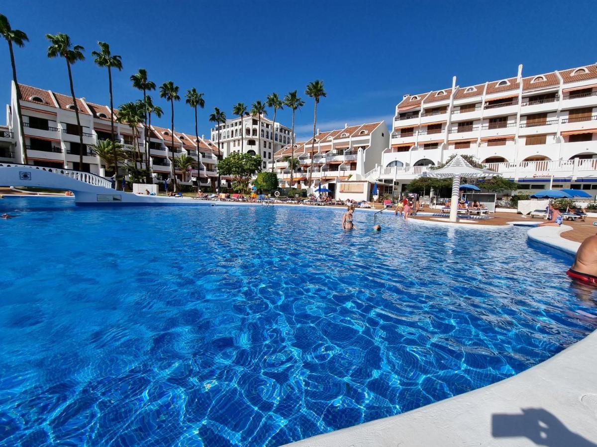 Apartament Vistasol, Beach Front With Heated Pool In Parque Santiago 2, Wifi